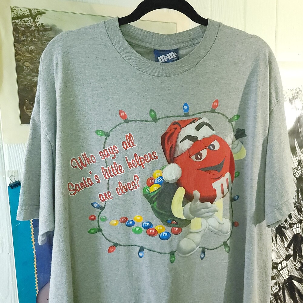 2005 vintage XL y2k M&M's cartoon Gray Short Sleeve Christmas Santa holiday vtg
